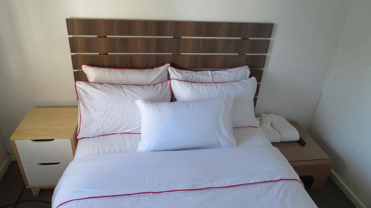 Galaxy Sleep And Go Goodwood Casa de hóspedes Cidade Do Cabo