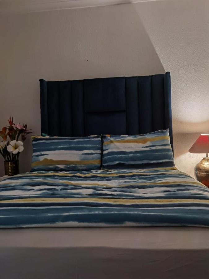 Galaxy Sleep And Go Goodwood Guest house *